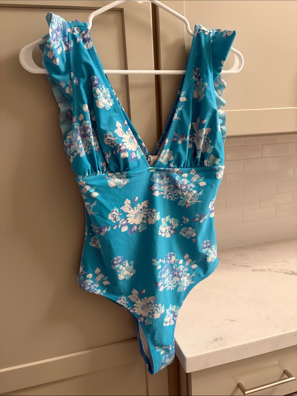 CUPSHE Ruffle One-Piece Turquoise Floral